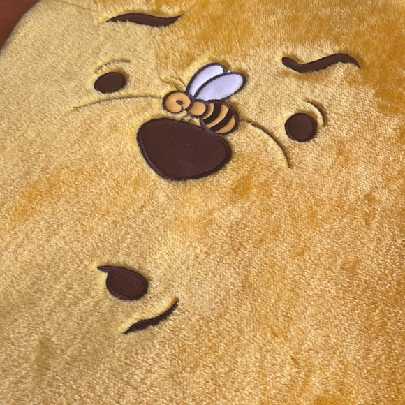 Winnie of the pooh mat - Picture 2 of 3